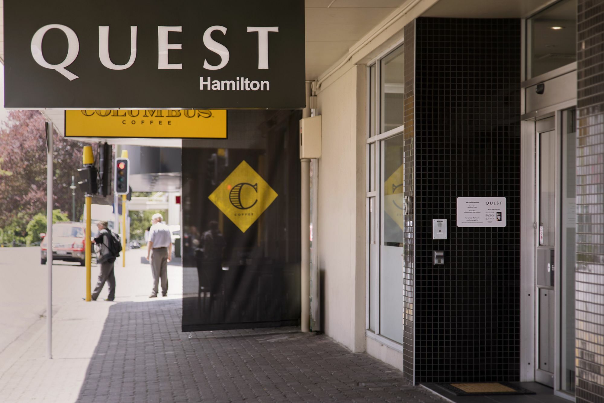 Quest On London Aparthotel Hamilton Exterior photo